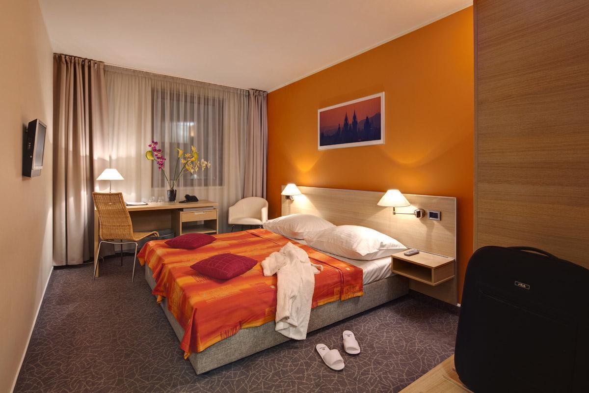 Hotel Ehrlich براغ الغرفة الصورة