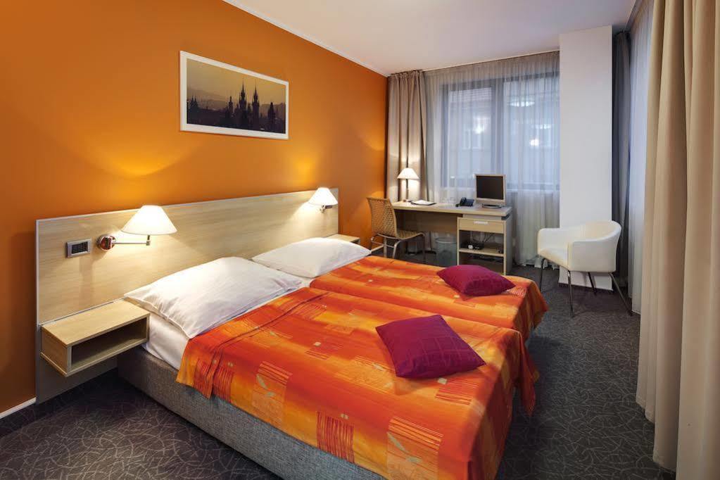 Hotel Ehrlich براغ المظهر الخارجي الصورة